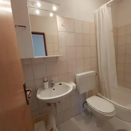 Pelegrin - With Sea View Apartment